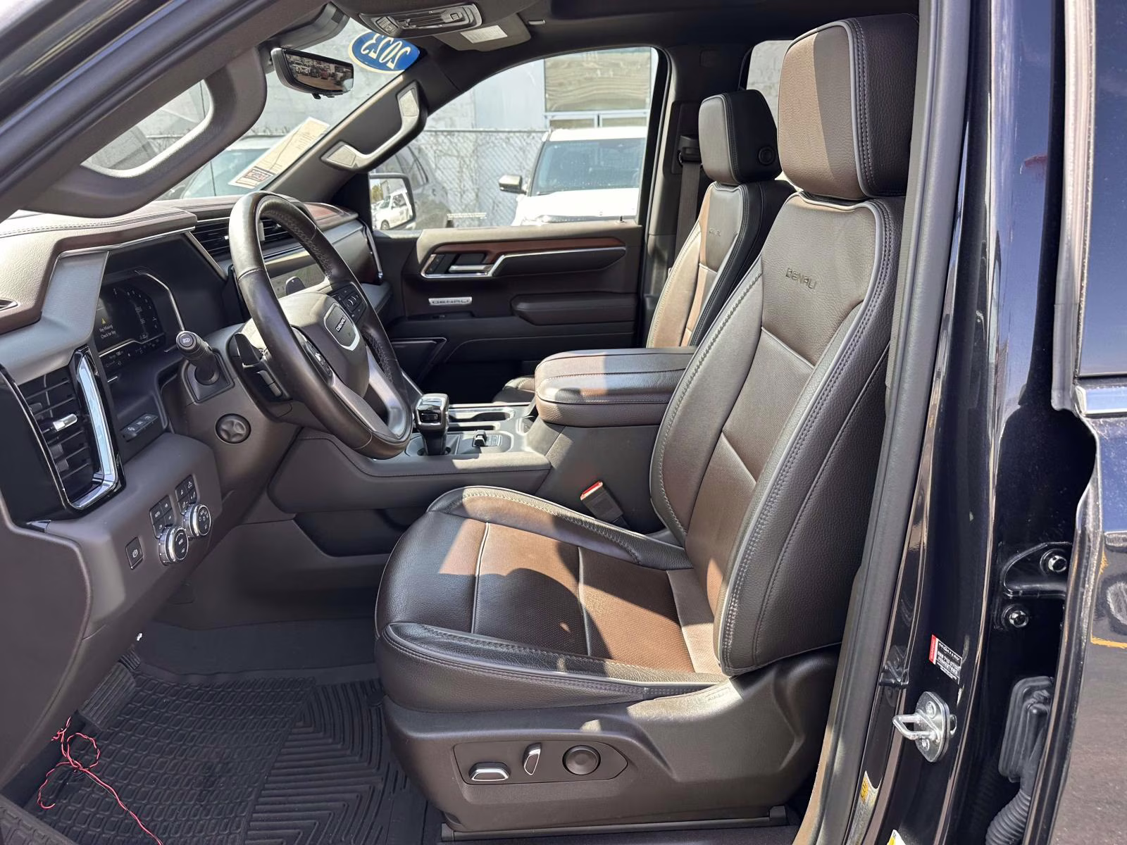 2023 Sterling Metallic GMC Sierra 1500 4WD Crew Cab 147 Denali 4X4 Truck