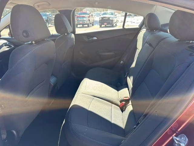 2016 Siren Red Tintcoat Chevrolet Cruze LT FWD Sedan