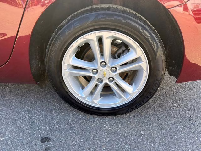 2016 Siren Red Tintcoat Chevrolet Cruze LT FWD Sedan
