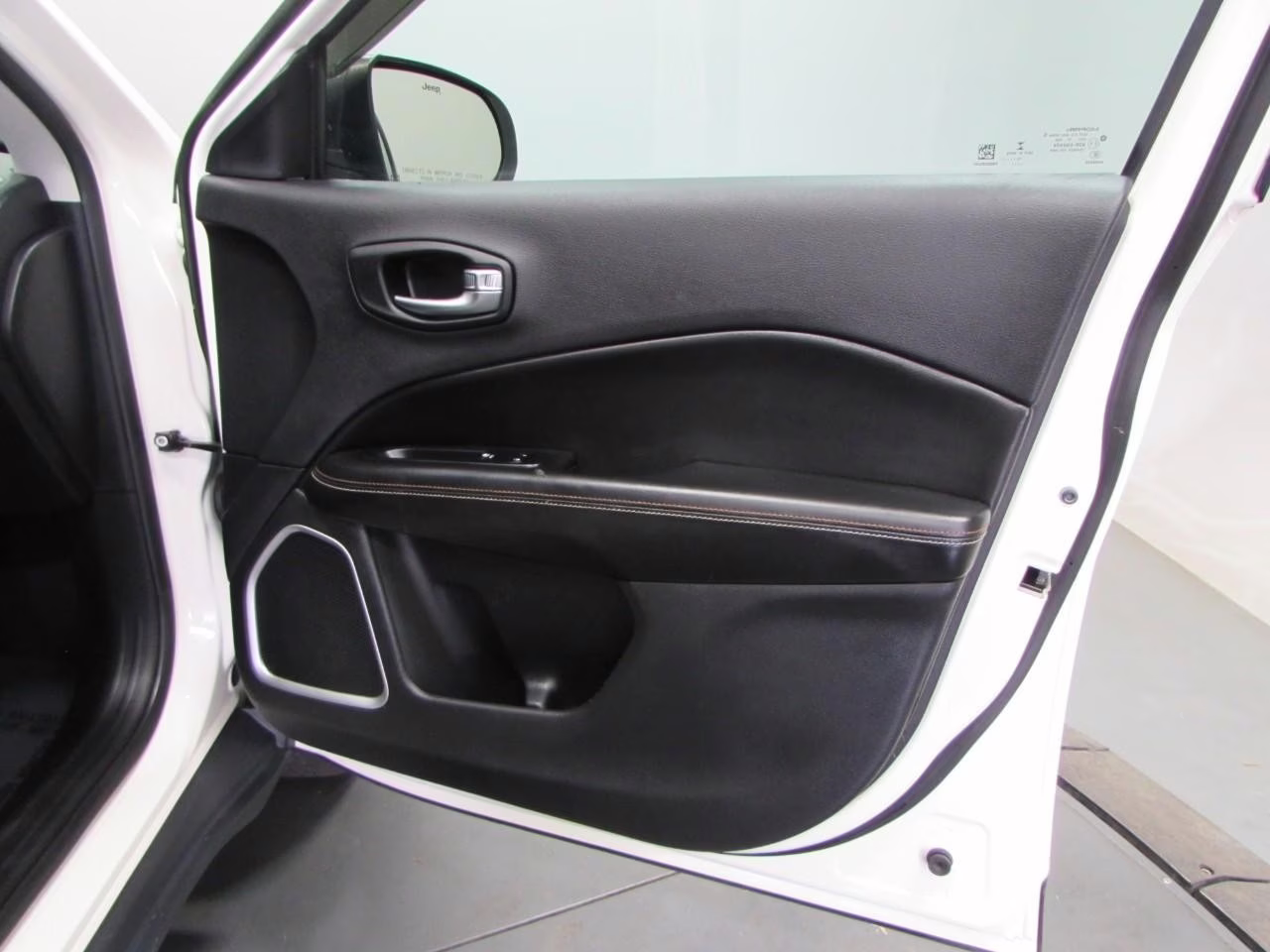 2020 White Clearcoat Jeep Compass 4WD Sport 4X4 SUV