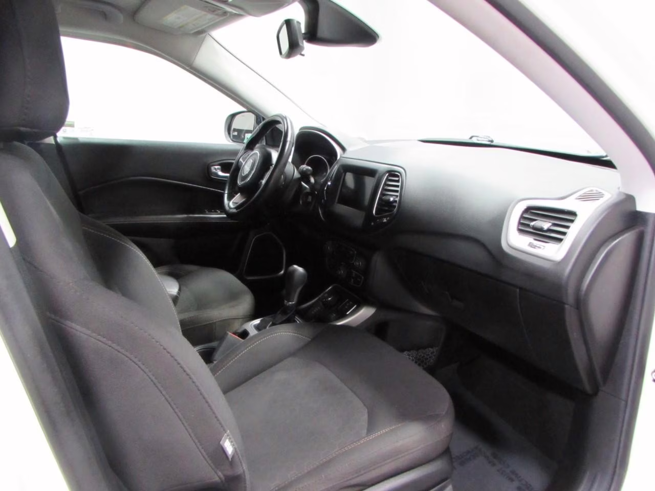 2020 White Clearcoat Jeep Compass 4WD Sport 4X4 SUV