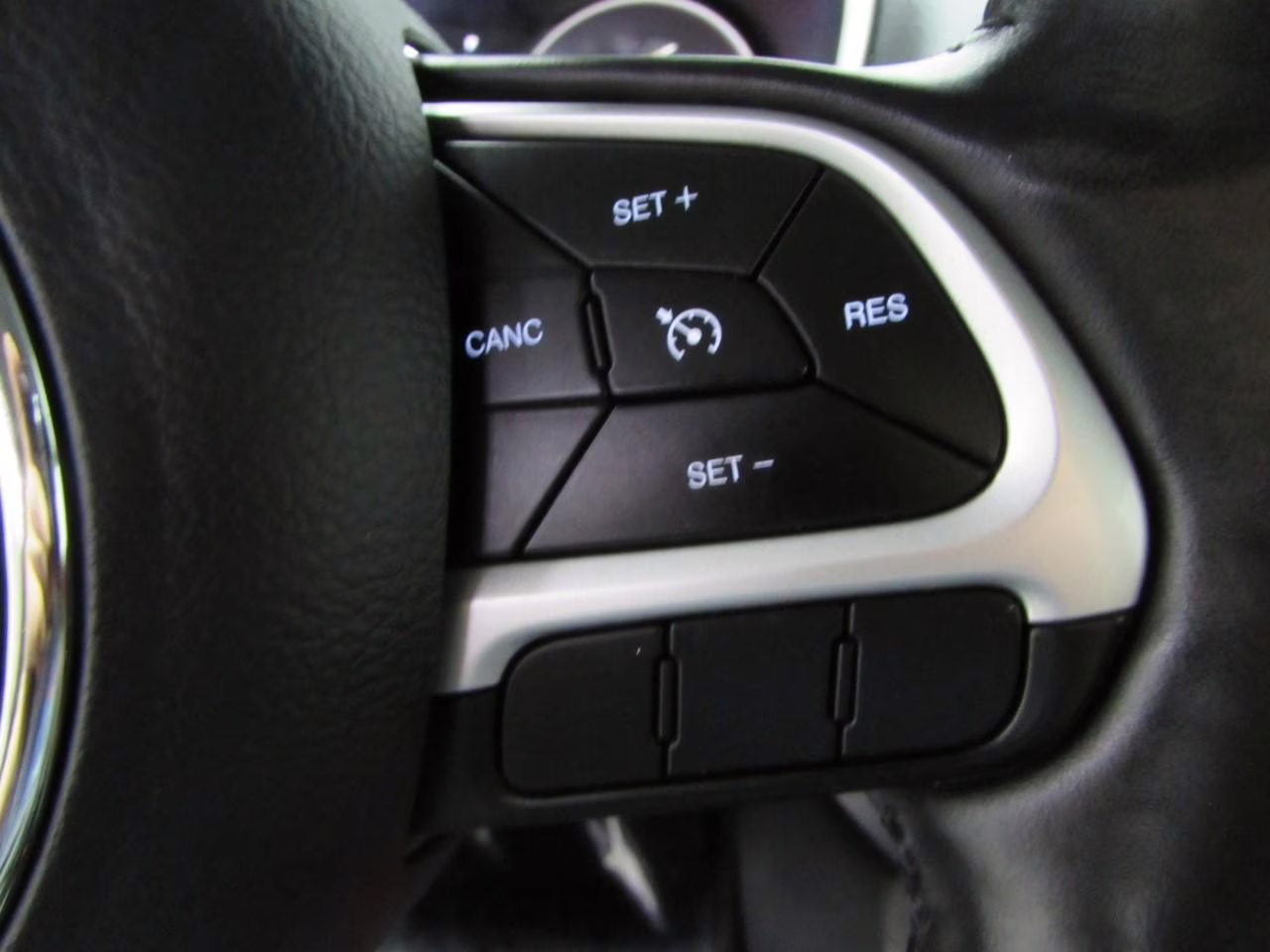 2020 White Clearcoat Jeep Compass 4WD Sport 4X4 SUV