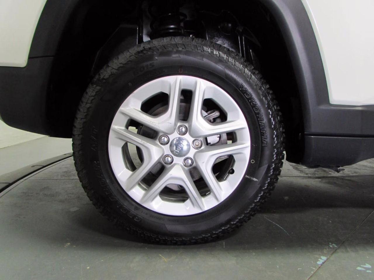 2020 White Clearcoat Jeep Compass 4WD Sport 4X4 SUV