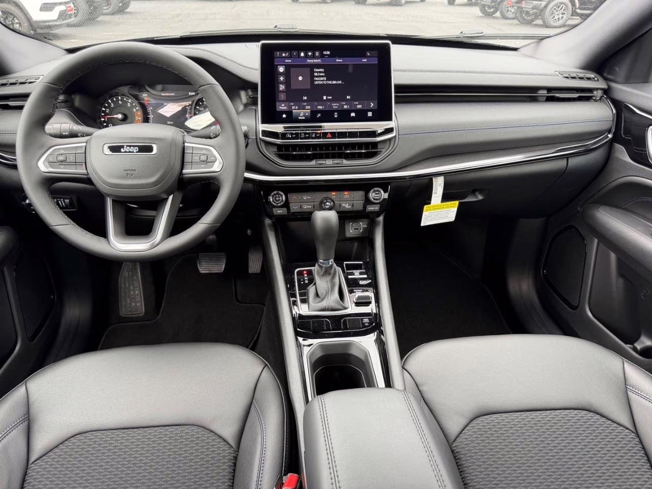 2026 Diamond Black Crystal Pearlcoat Jeep Compass Latitude 4X4 SUV