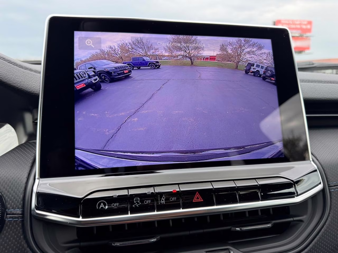 2026 Diamond Black Crystal Pearlcoat Jeep Compass Latitude 4X4 SUV