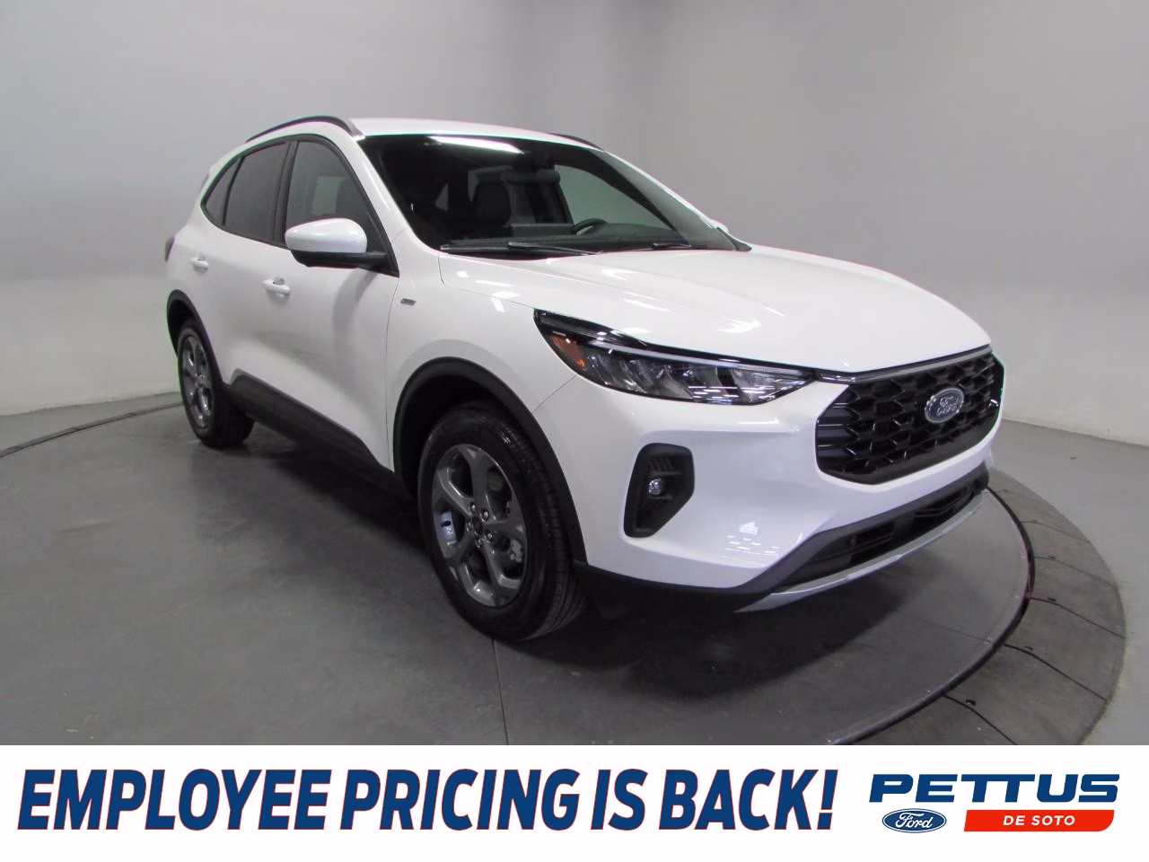 2026 Star White Metallic Tri-Coat Ford Escape Hybrid ST-Line Select AWD SUV