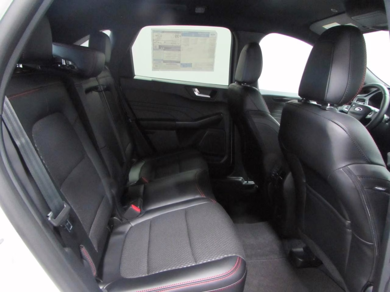 2026 Star White Metallic Tri-Coat Ford Escape Hybrid ST-Line Select AWD SUV