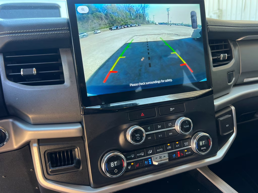 2022 Oxford White Ford Expedition Max XLT RWD SUV
