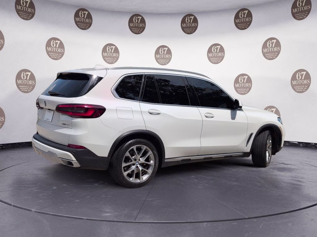 2023 Alpine White BMW X5 xDrive40i AWD SUV