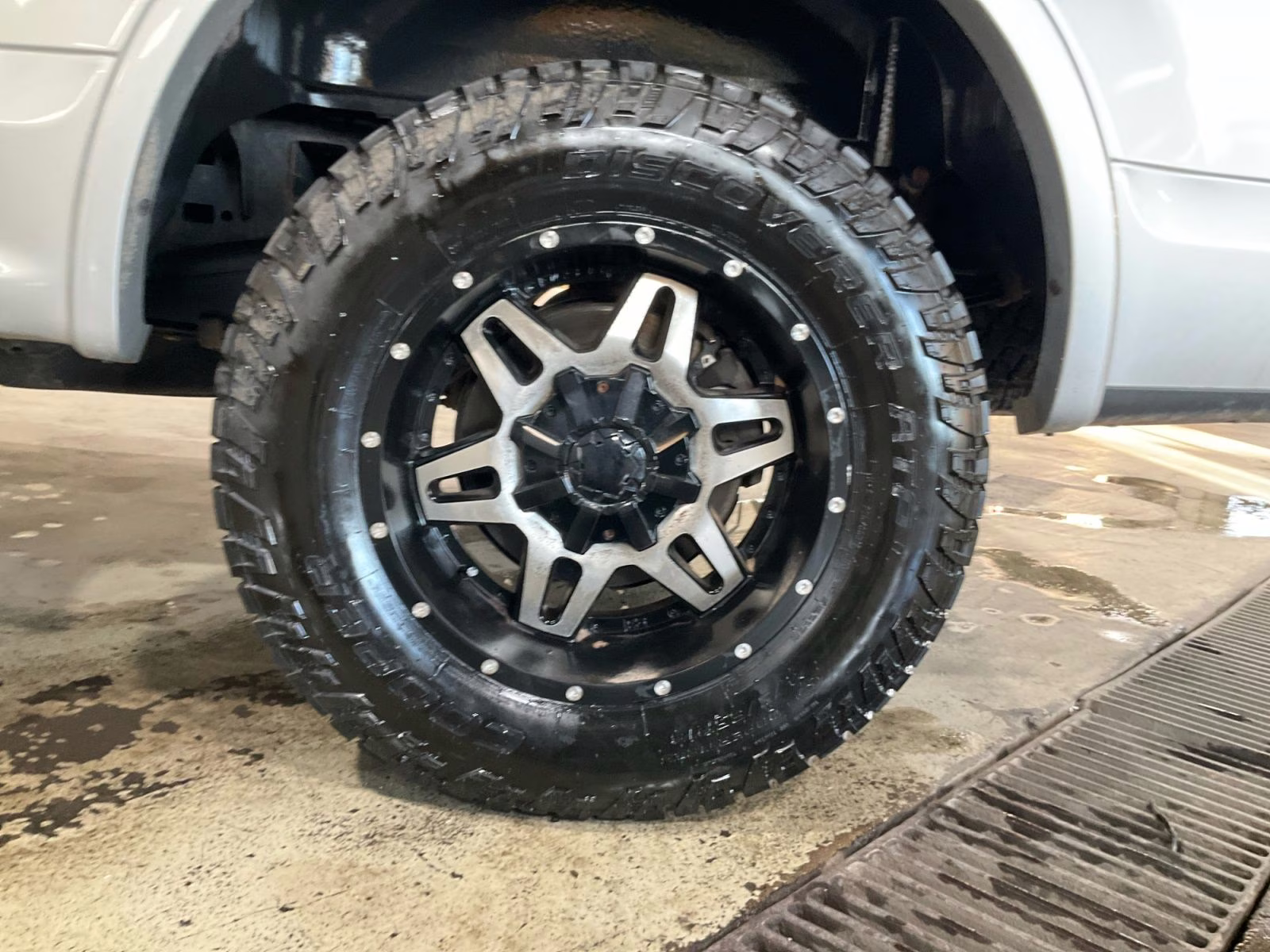 2016 Ingot Silver Ford F-150 XLT 4X4 Truck