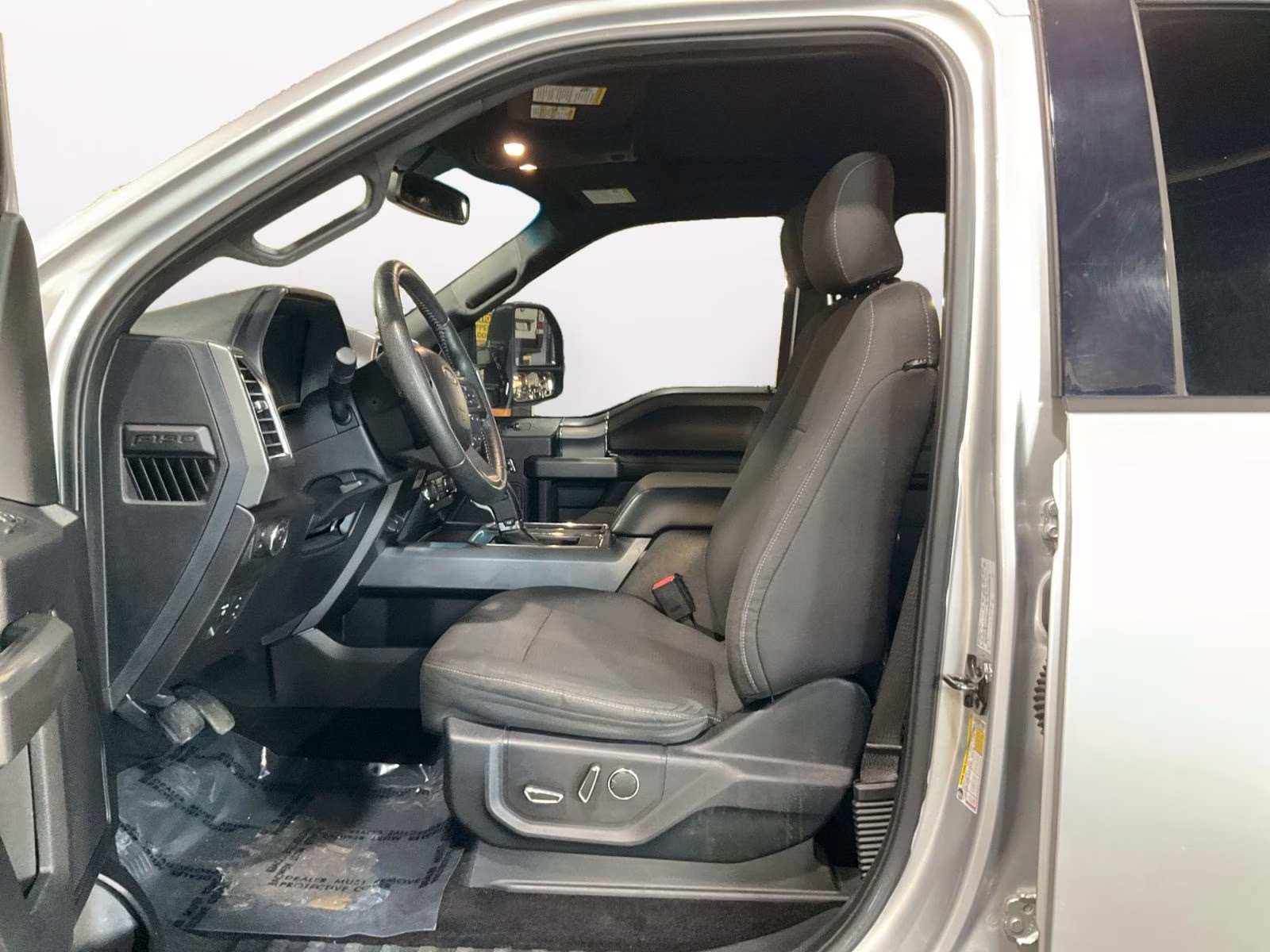 2016 Ingot Silver Ford F-150 XLT 4X4 Truck