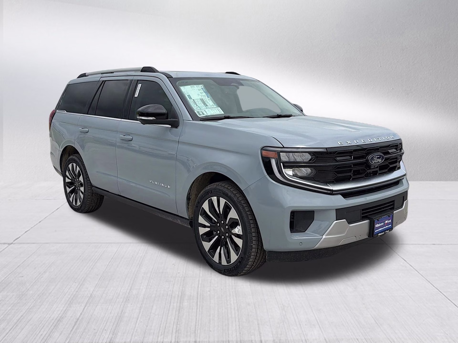 2026 Glacier Gray Metallic Tri-Coat Ford Expedition Platinum 4X4 SUV