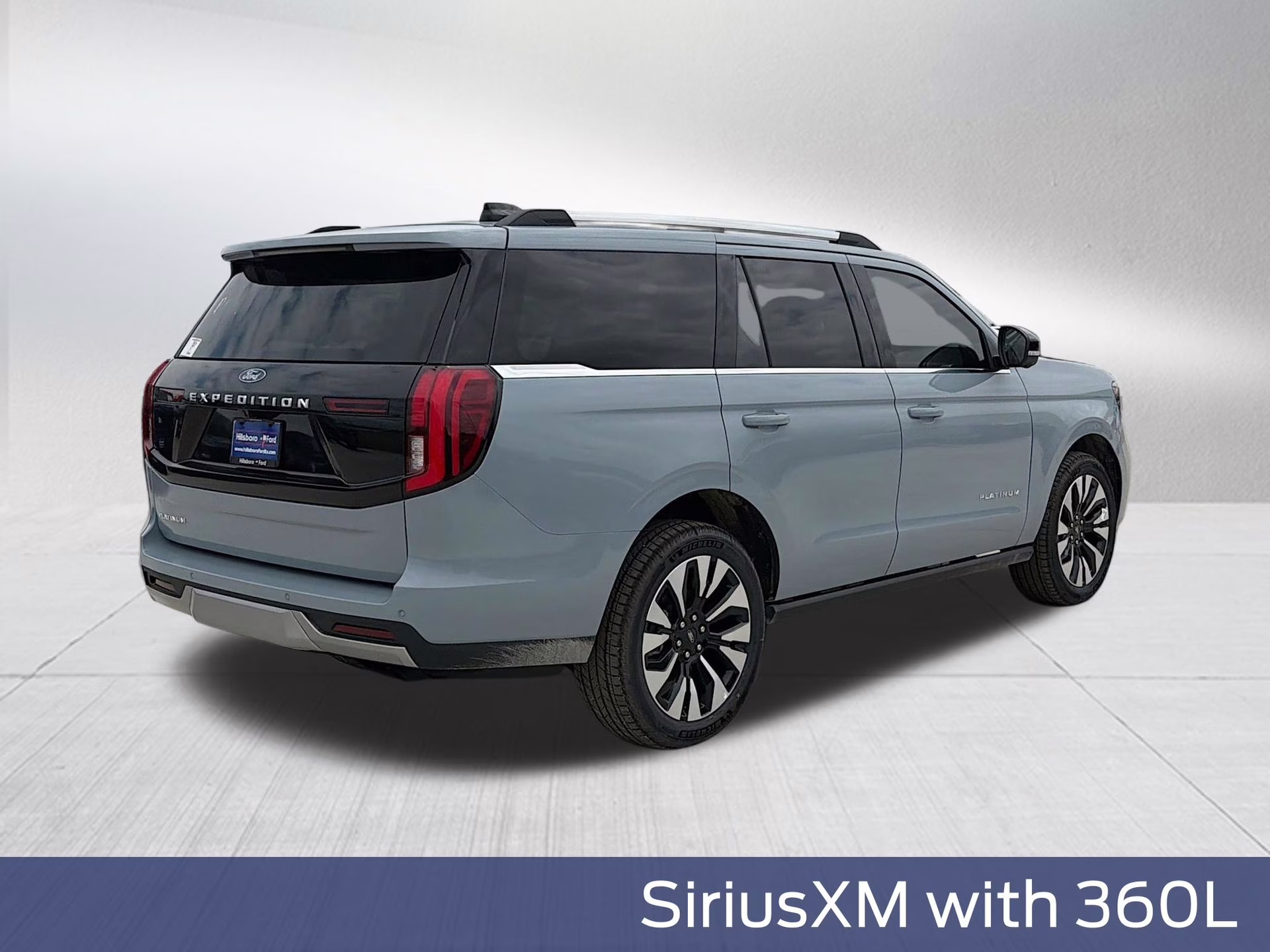 2026 Glacier Gray Metallic Tri-Coat Ford Expedition Platinum 4X4 SUV