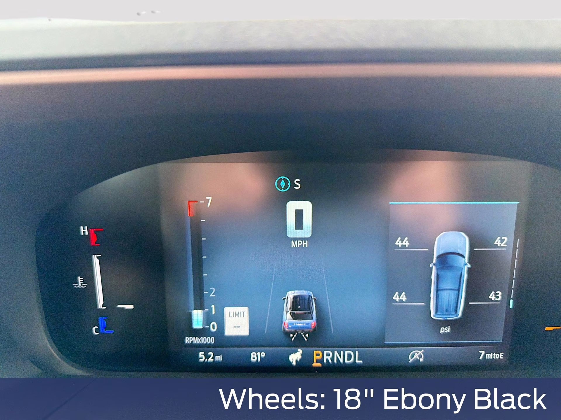 2026 Carbonized Gray Metallic Ford Bronco Sport Outer Banks 4X4 SUV