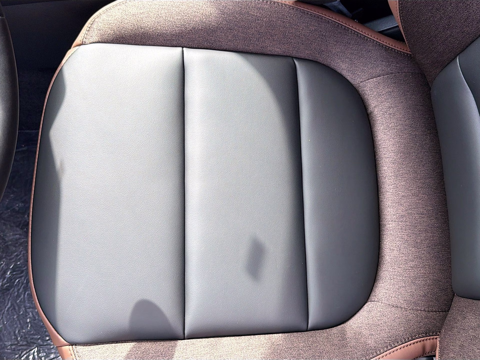 2026 Carbonized Gray Metallic Ford Bronco Sport Outer Banks 4X4 SUV