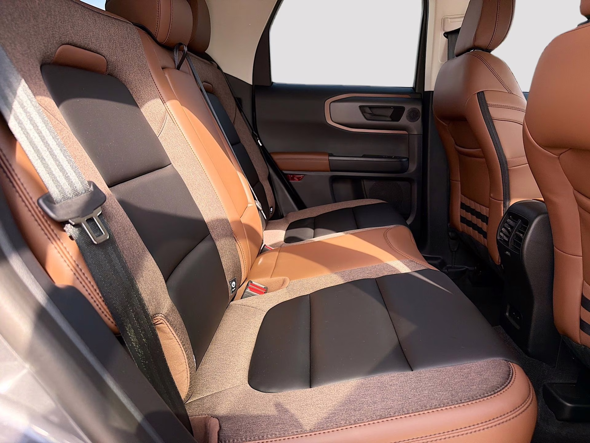 2026 Carbonized Gray Metallic Ford Bronco Sport Outer Banks 4X4 SUV