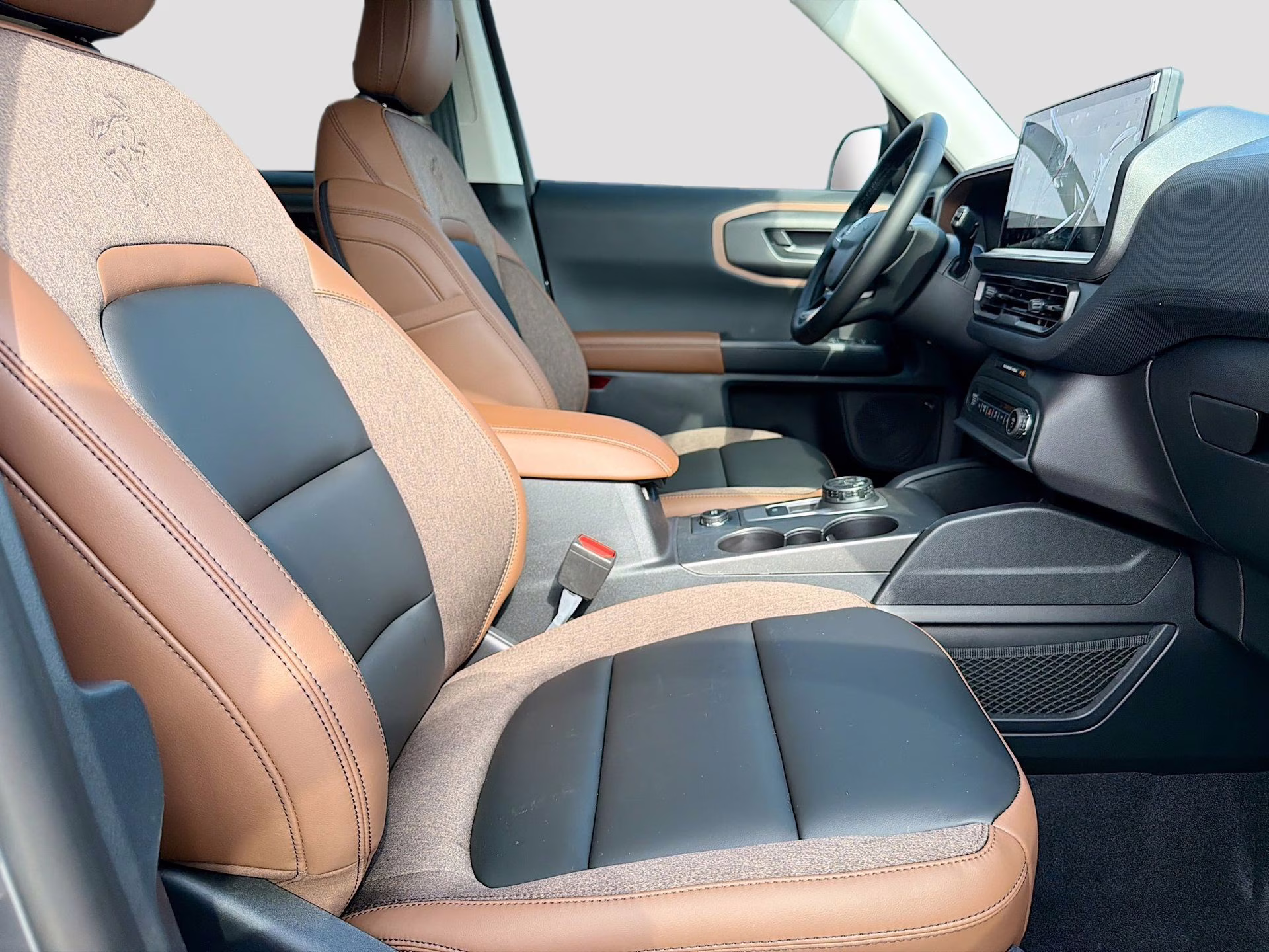 2026 Carbonized Gray Metallic Ford Bronco Sport Outer Banks 4X4 SUV