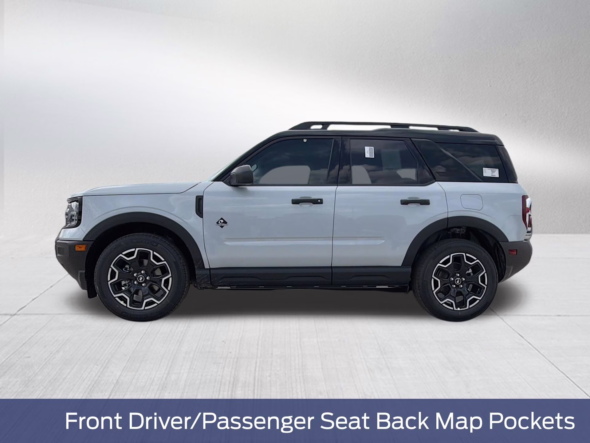 2026 Space White Metallic Ford Bronco Sport Outer Banks 4X4 SUV