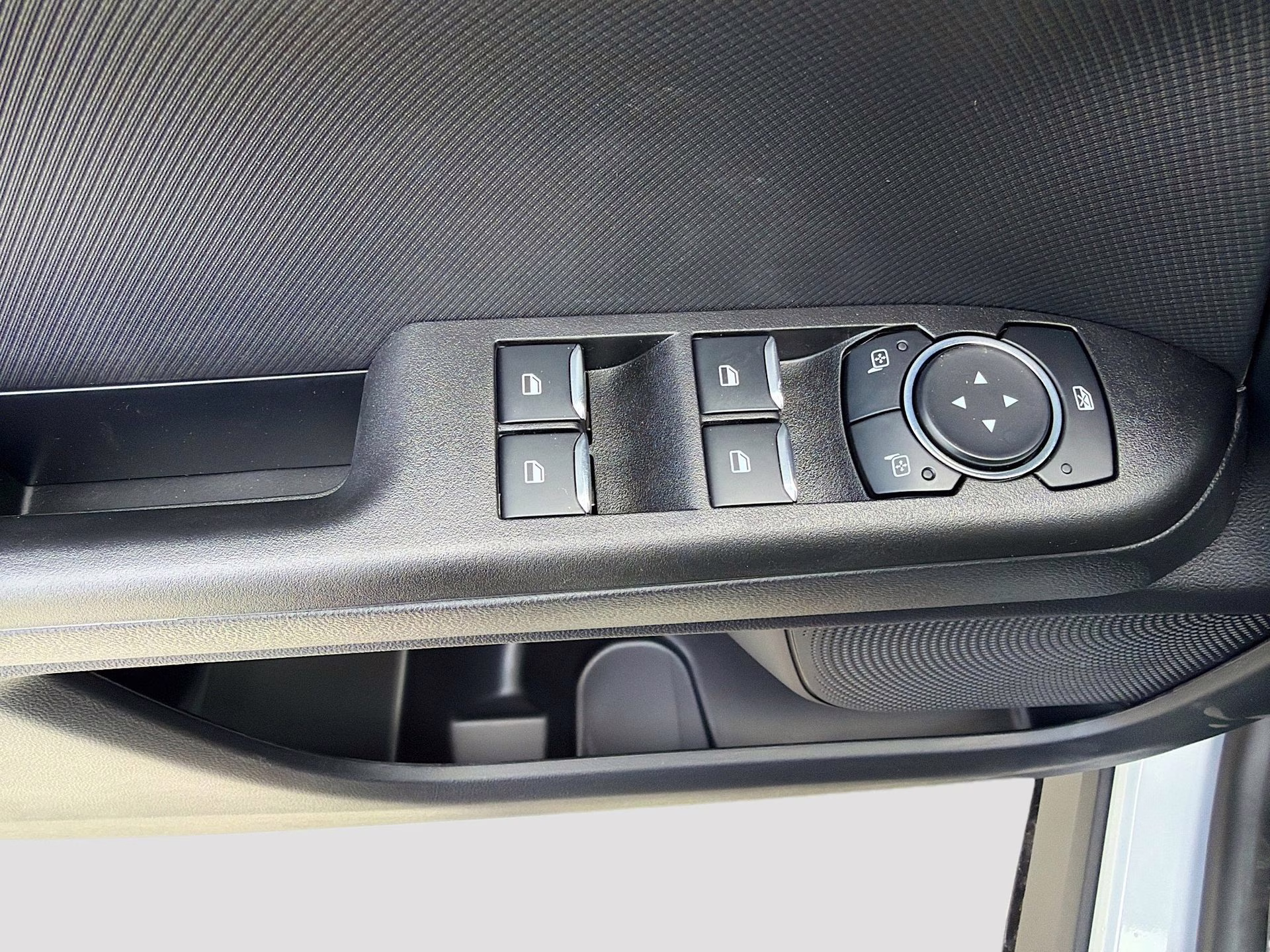 2026 Space White Metallic Ford Bronco Sport Outer Banks 4X4 SUV