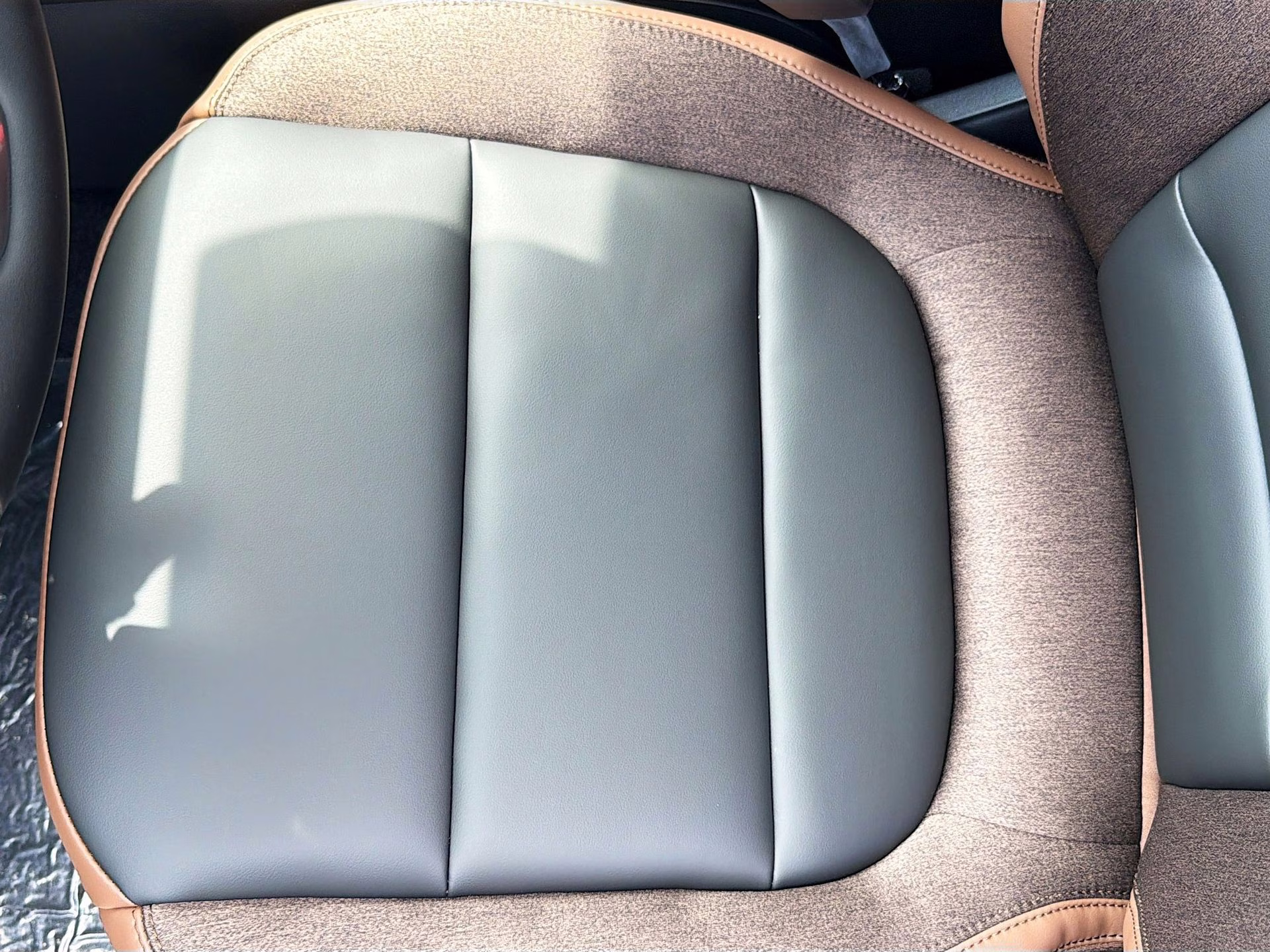 2026 Space White Metallic Ford Bronco Sport Outer Banks 4X4 SUV