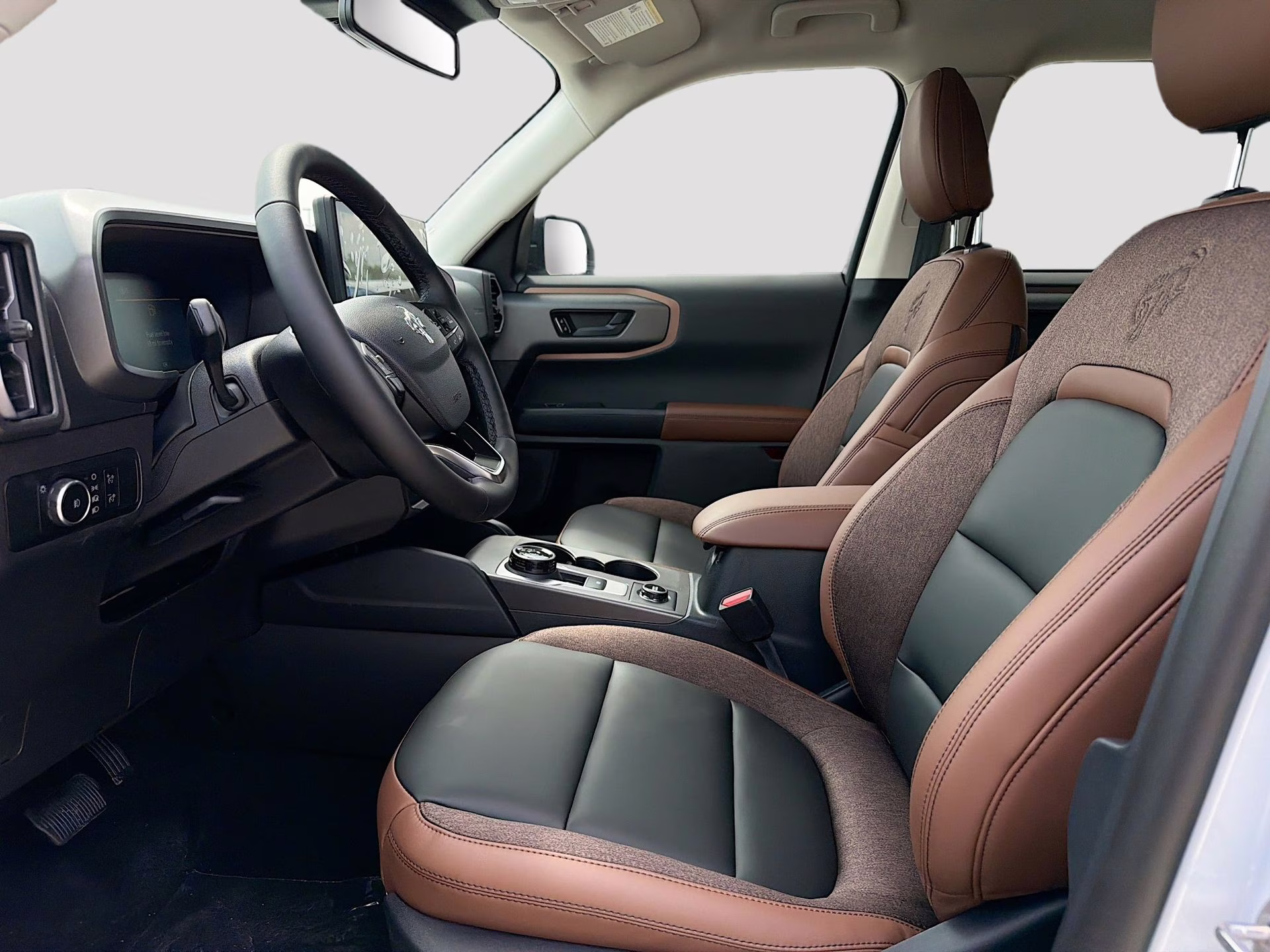 2026 Space White Metallic Ford Bronco Sport Outer Banks 4X4 SUV