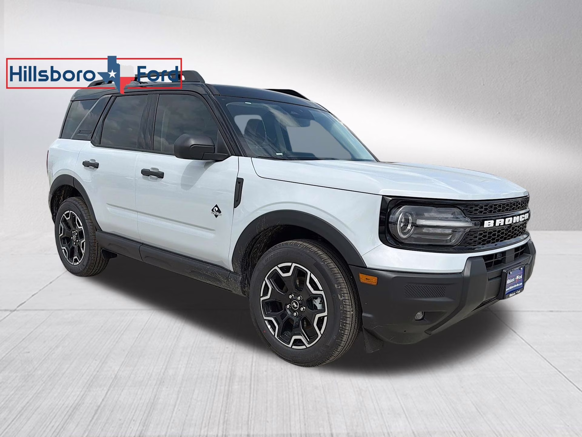 2026 Space White Metallic Ford Bronco Sport Outer Banks 4X4 SUV