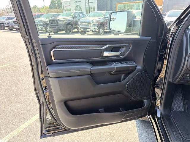 2026 Diamond Black Crystal Pearlcoat Ram 1500 Big Horn RWD Truck