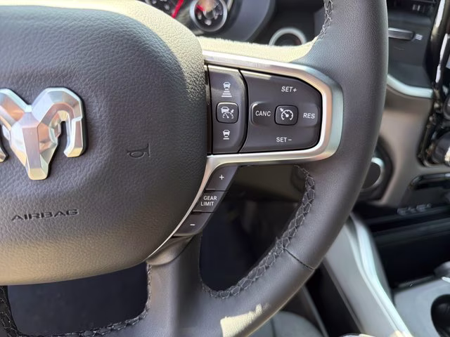 2026 Diamond Black Crystal Pearlcoat Ram 1500 Big Horn RWD Truck