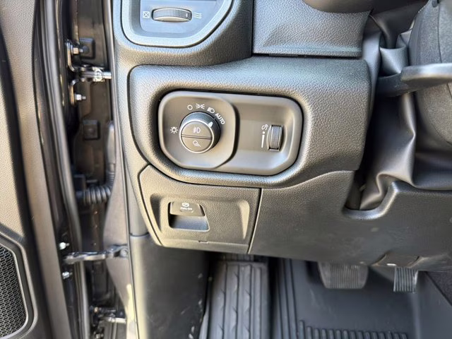 2026 Granite Crystal Metallic Clearcoat Ram 1500 Warlock 4X4 Truck