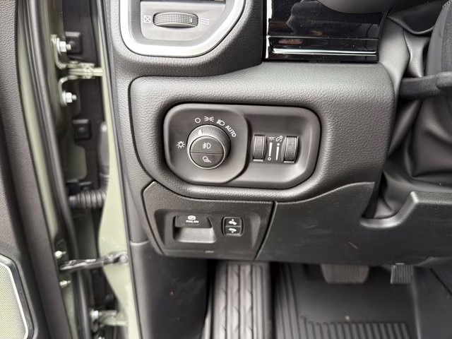 2026 Canyon Lake Ram 1500 Laramie 4X4 Truck