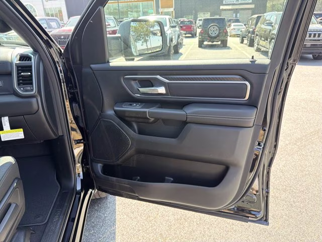 2026 Diamond Black Crystal Pearlcoat Ram 1500 Big Horn RWD Truck