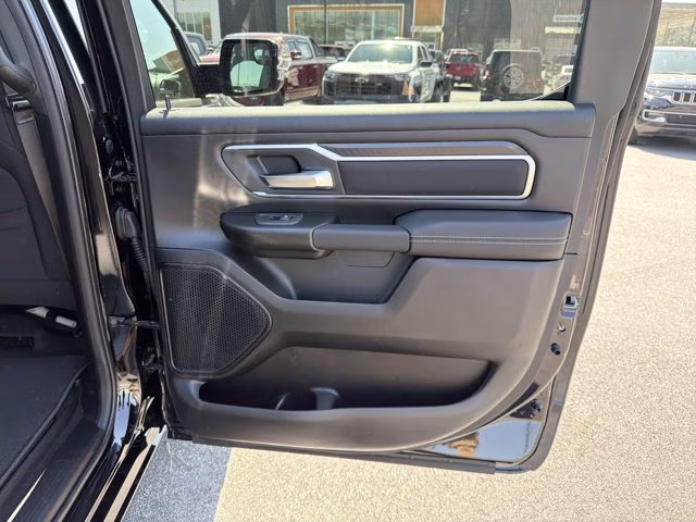 2026 Diamond Black Crystal Pearlcoat Ram 1500 Big Horn RWD Truck