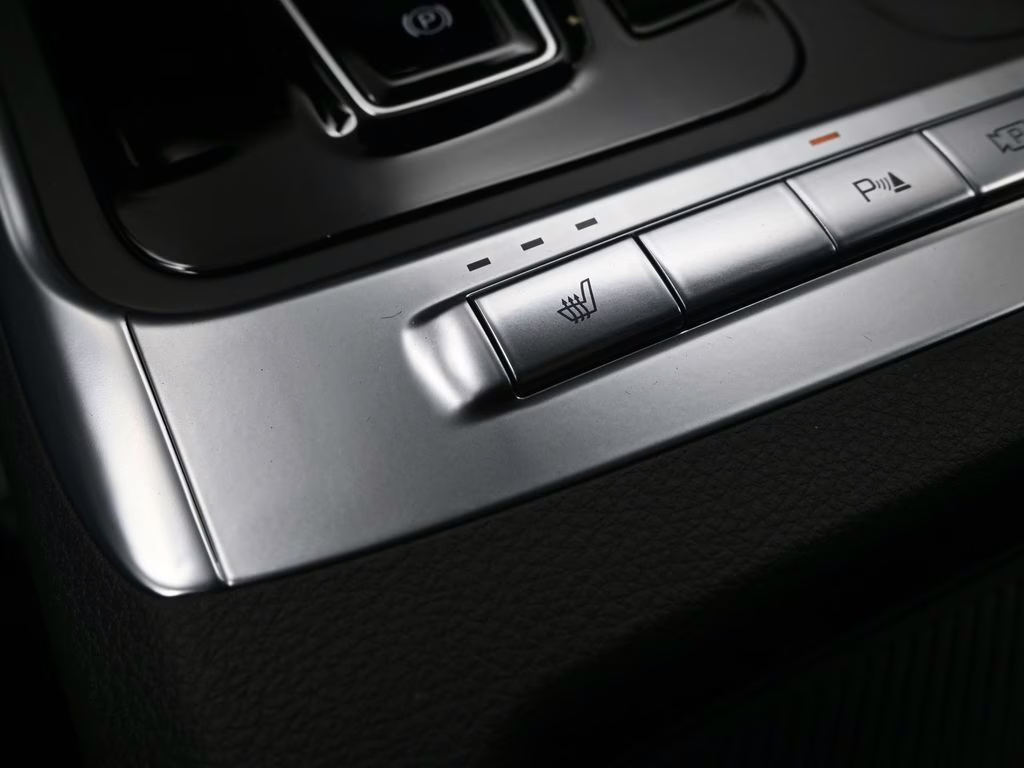 2026 Deep Chroma Blue Kia Carnival Hybrid EX FWD Van