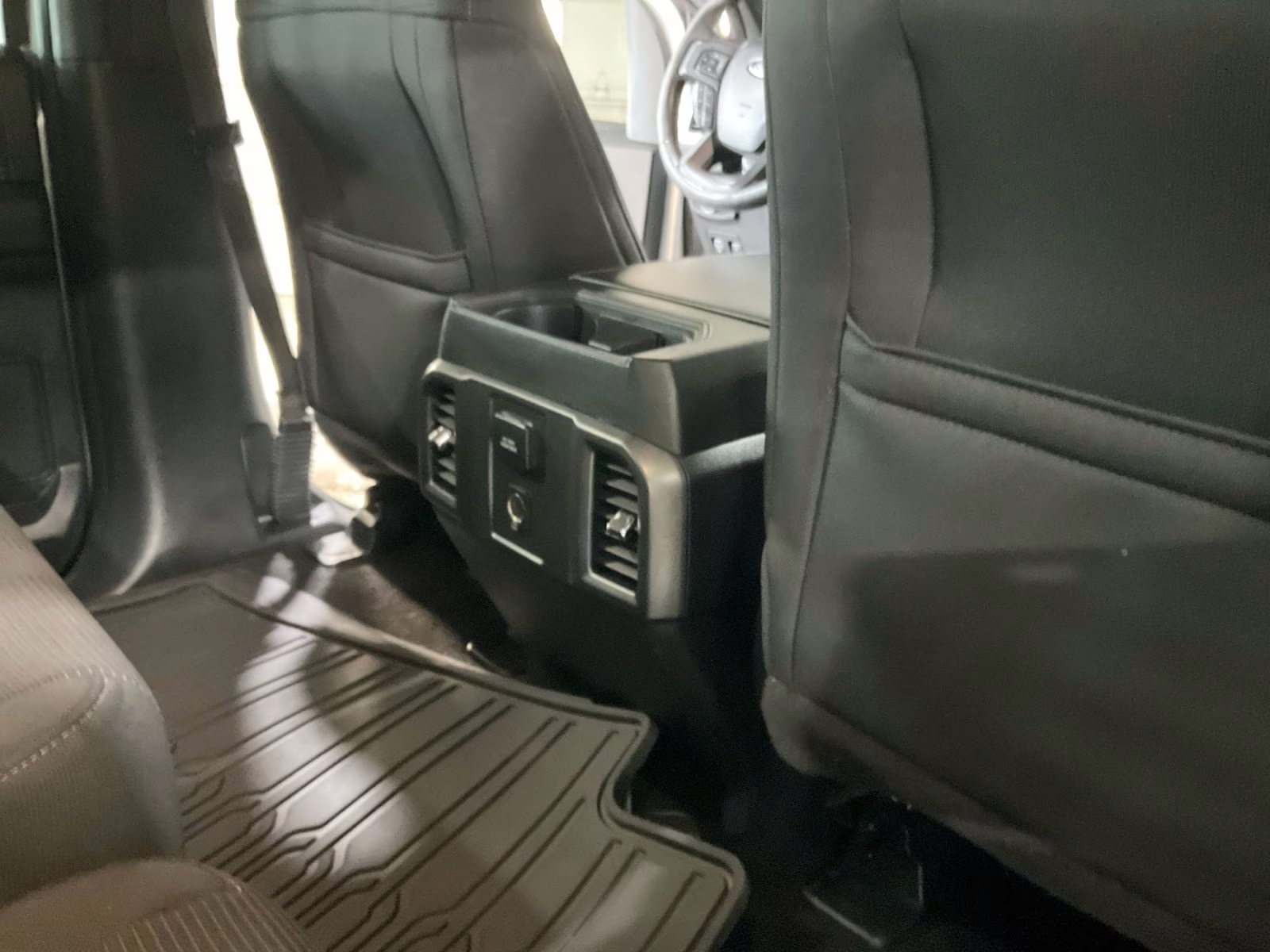 2016 Ingot Silver Ford F-150 XLT 4X4 Truck