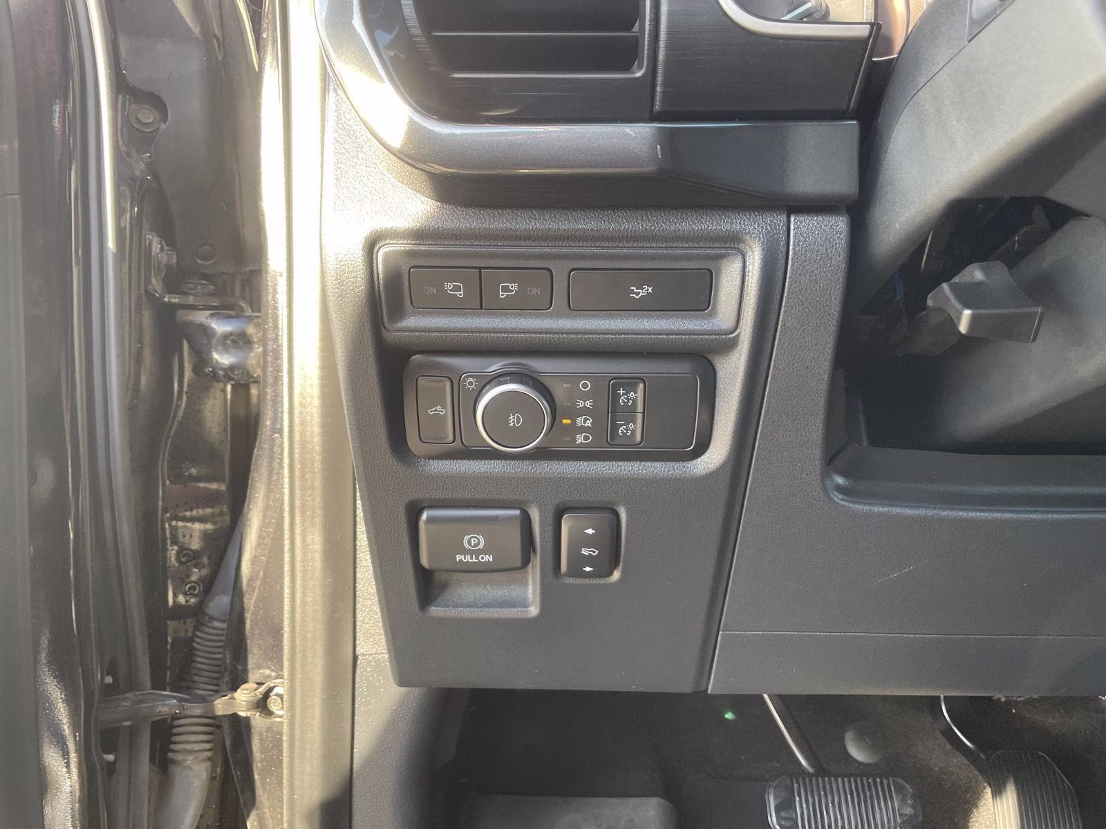 2022 Agate Black Ford F-150 XLT 4X4 Truck