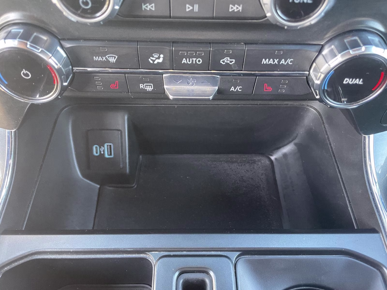 2022 Agate Black Ford F-150 XLT 4X4 Truck