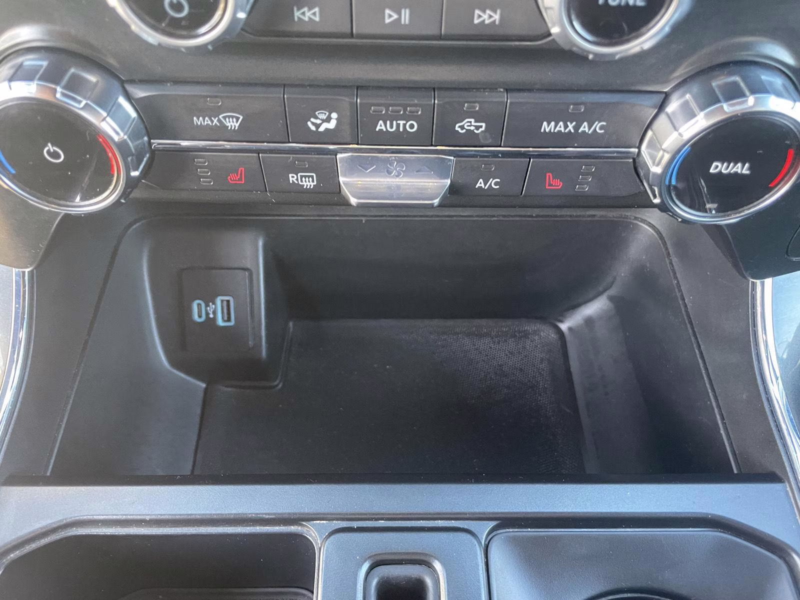 2022 Agate Black Ford F-150 XLT 4X4 Truck