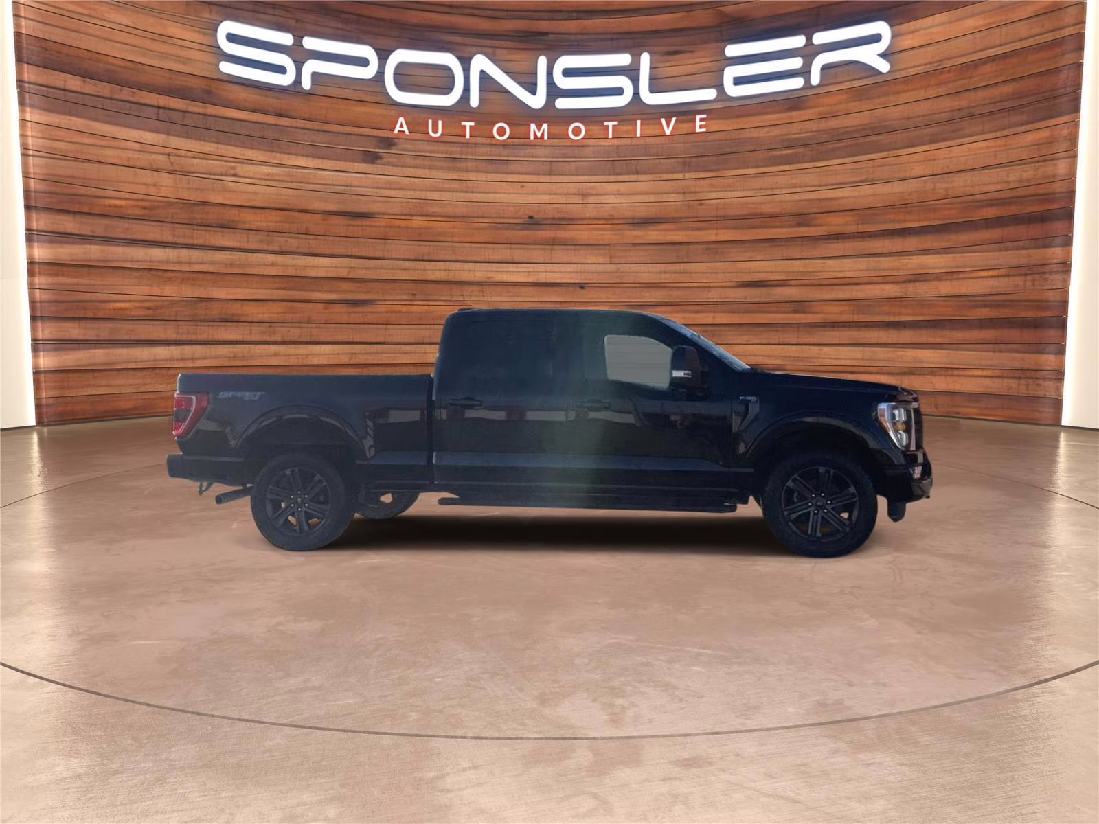 2022 Agate Black Ford F-150 XLT 4X4 Truck