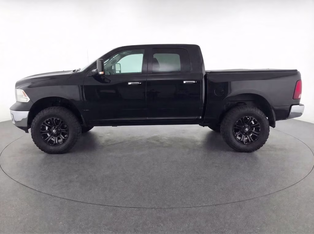 2010 Brilliant Black Crystal Pearlcoat Dodge 2500 SLT 4X4 Truck