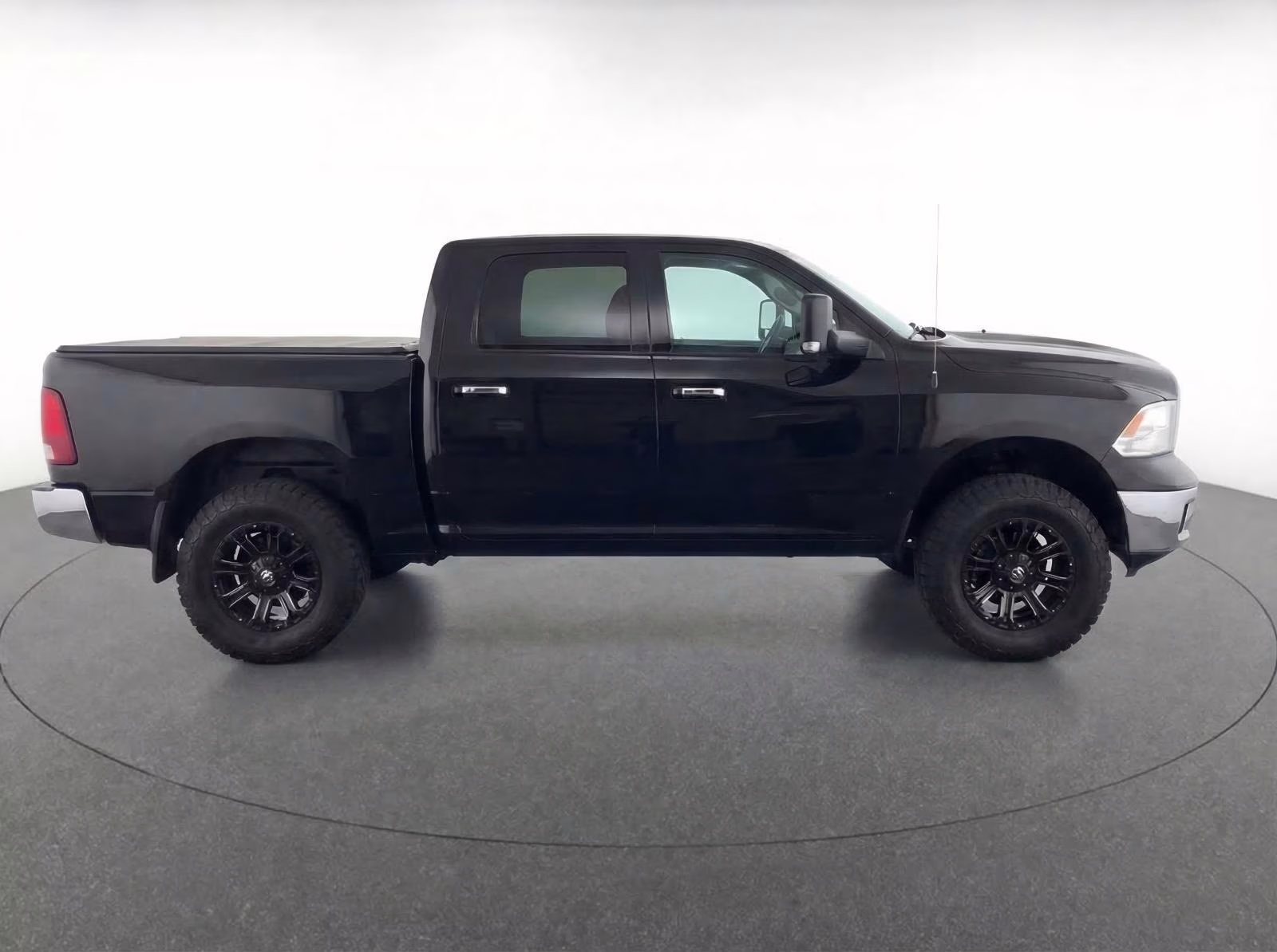 2010 Brilliant Black Crystal Pearlcoat Dodge Ram 2500 SLT 4X4 Truck