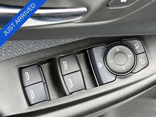 2023 Summit White Chevrolet Trailblazer LT FWD SUV