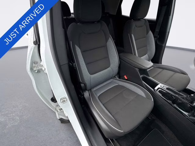 2023 Summit White Chevrolet Trailblazer LT FWD SUV