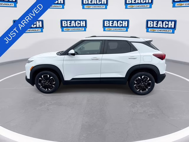 2023 Summit White Chevrolet Trailblazer LT FWD SUV
