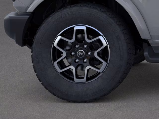 2026 Avalanche Gray Ford Bronco Outer Banks 4X4 SUV