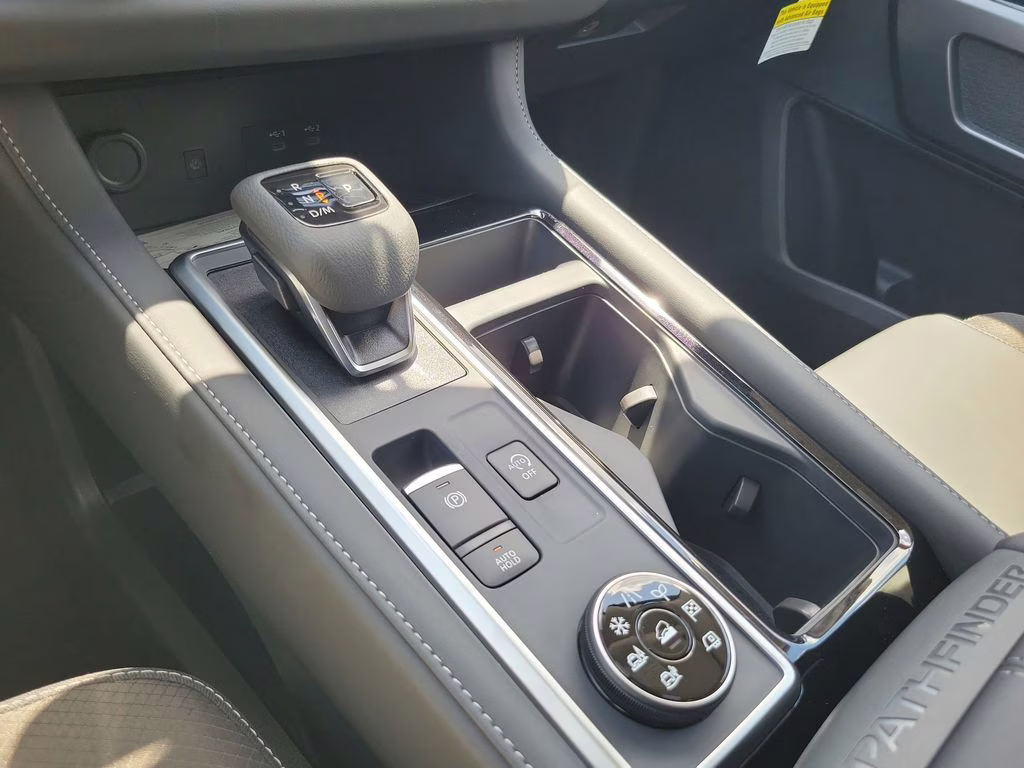 2026 White Pearl Nissan Pathfinder SL 4X4 SUV