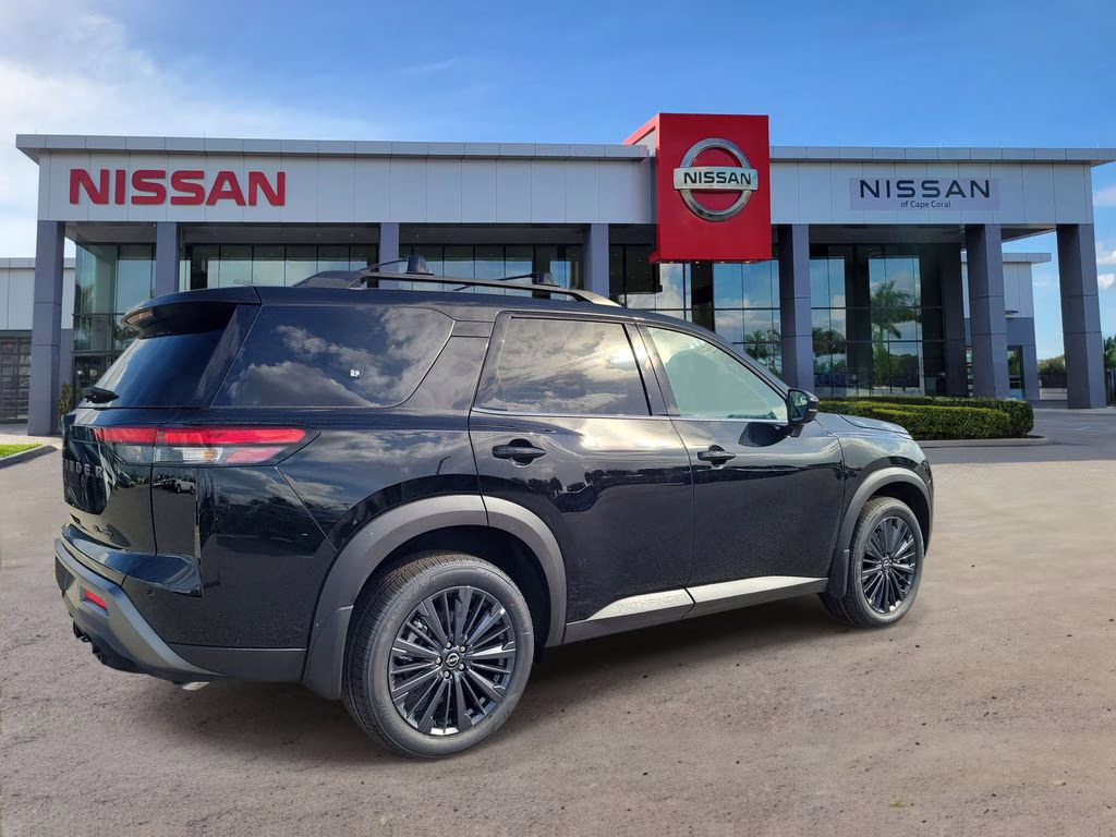 2026 Super Black Nissan Pathfinder SL 4X4 SUV