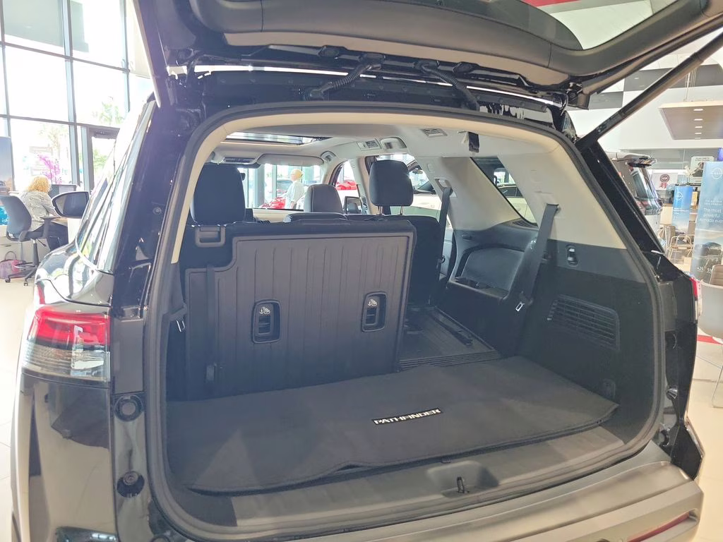 2026 Super Black Nissan Pathfinder Platinum FWD SUV