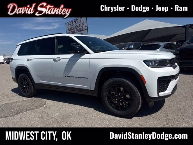 2026 Bright White Clearcoat Jeep Grand Cherokee L Altitude 4X4 SUV
