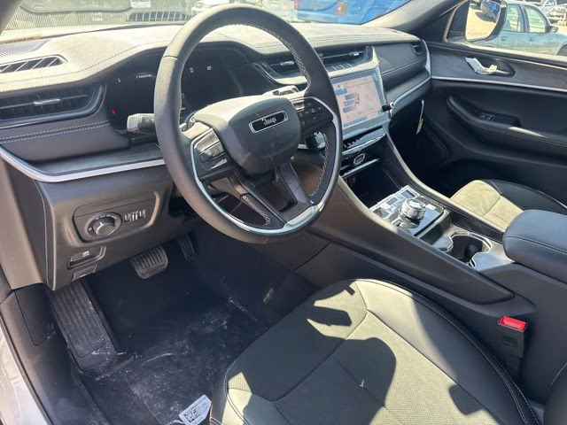2026 Bright White Clearcoat Jeep Grand Cherokee L Altitude 4X4 SUV
