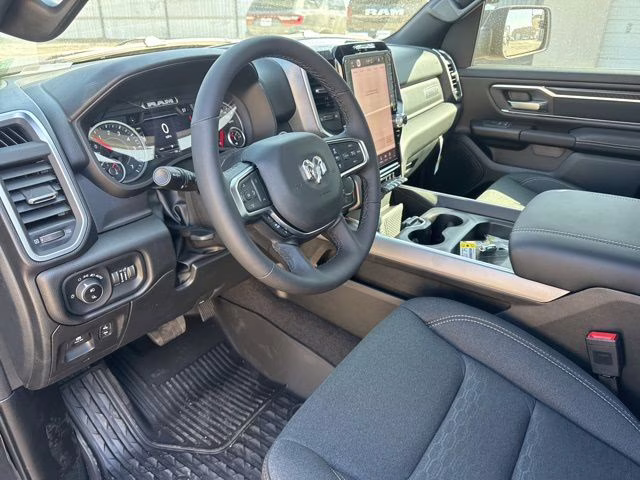 2026 Diamond Black Ram 1500 Big Horn/Lone Star 4X4 Truck